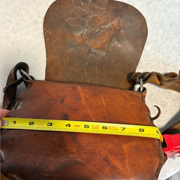 Vintage Brown Leather Shoulder Bag - Picture 10 of 12